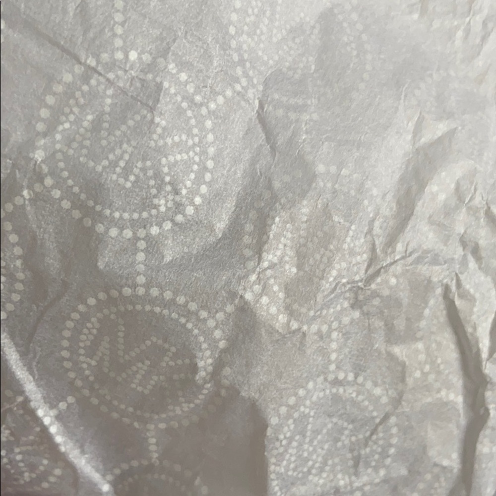 Michael Kors Crossbody 🦋🦋 - Picture 8 of 8